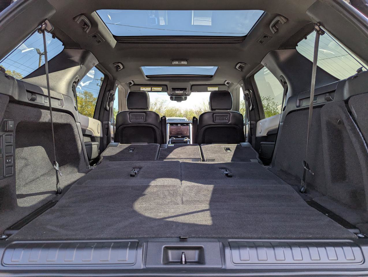 Used 2022 Land Rover Discovery S R-Dynamic AWD/4WD image 48