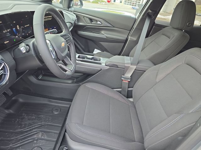 New 2026 Chevrolet Equinox EV LT image 4