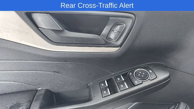 Used 2022 Ford Escape SE w/ Cold Weather Package image 19