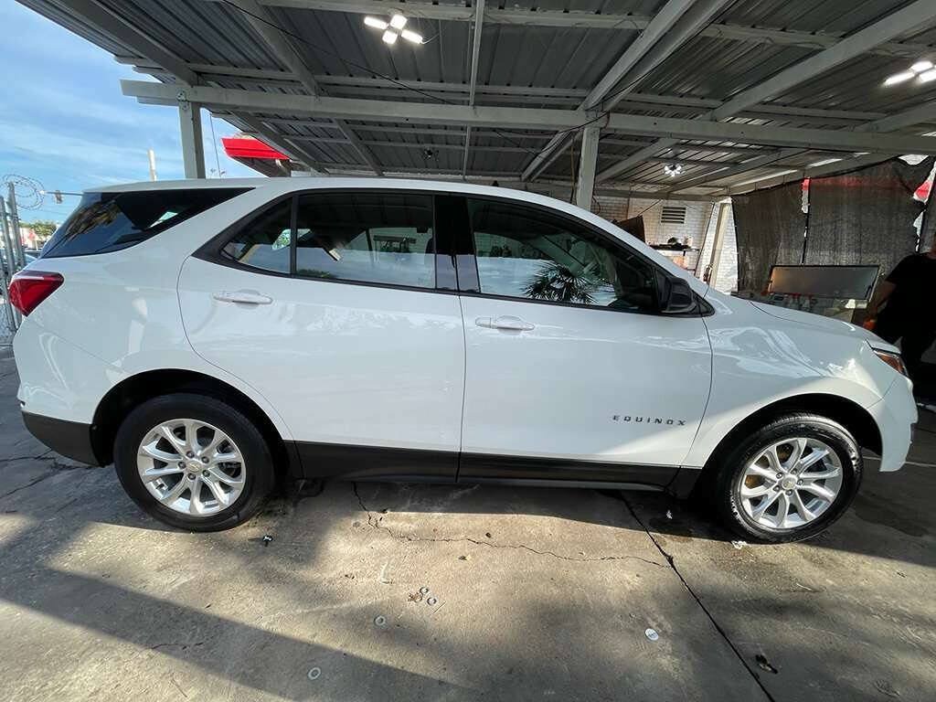 Used 2018 Chevrolet Equinox LS FWD image 5