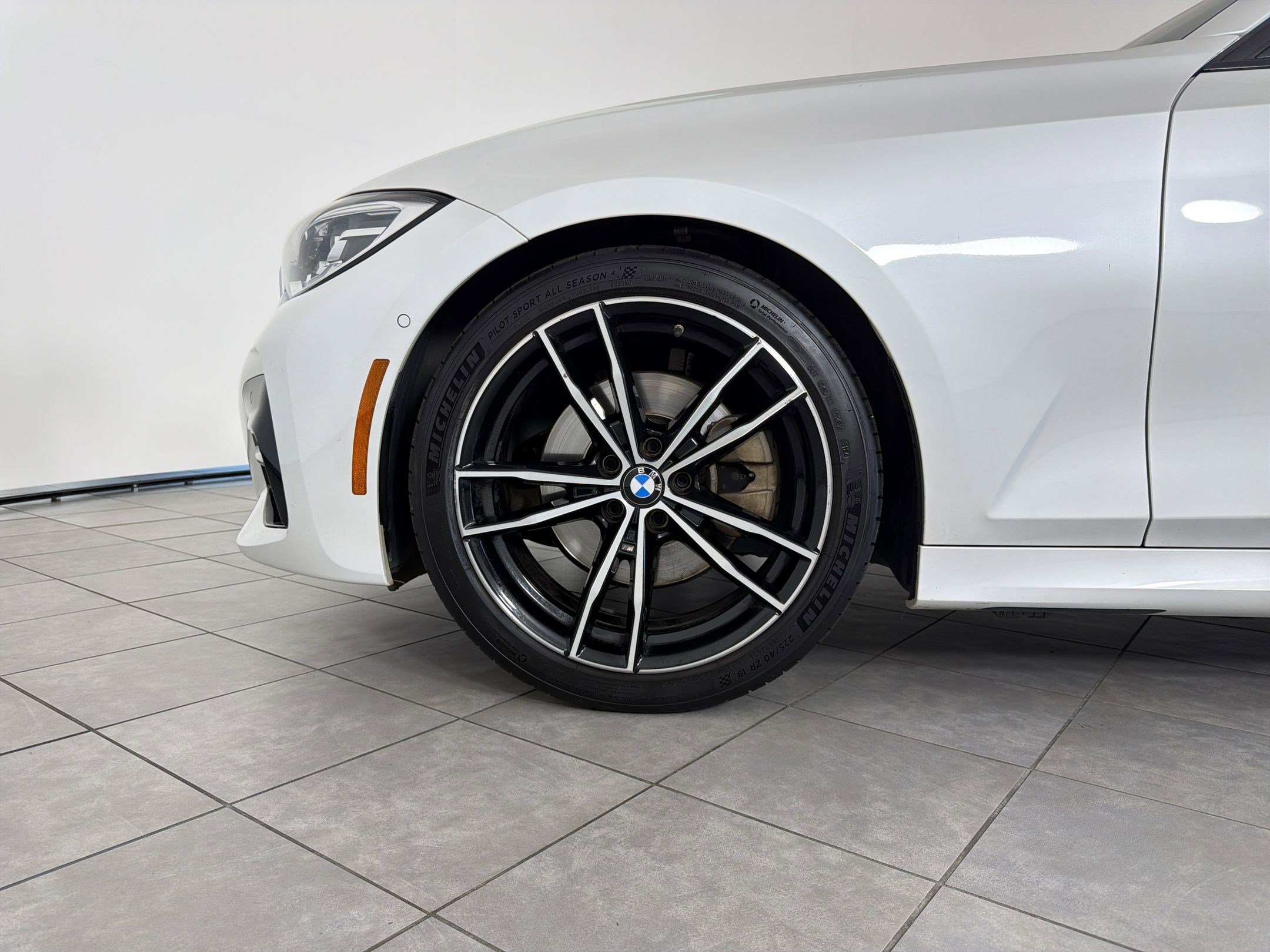 Used 2021 BMW 330i Sedan RWD image 11