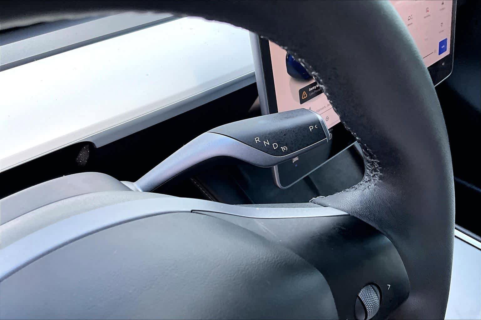 Used 2025 Tesla Model Y Long Range RWD image 16