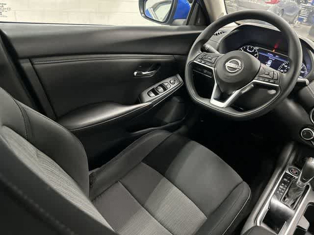Used 2024 Nissan Sentra SV FWD image 12