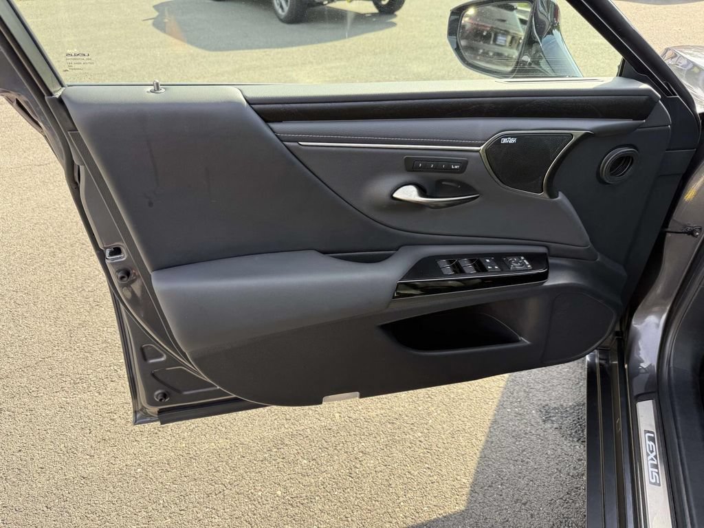 Used 2023 Lexus ES 350 Ultra Luxury w/ Accessory Package (Z2) FWD image 12