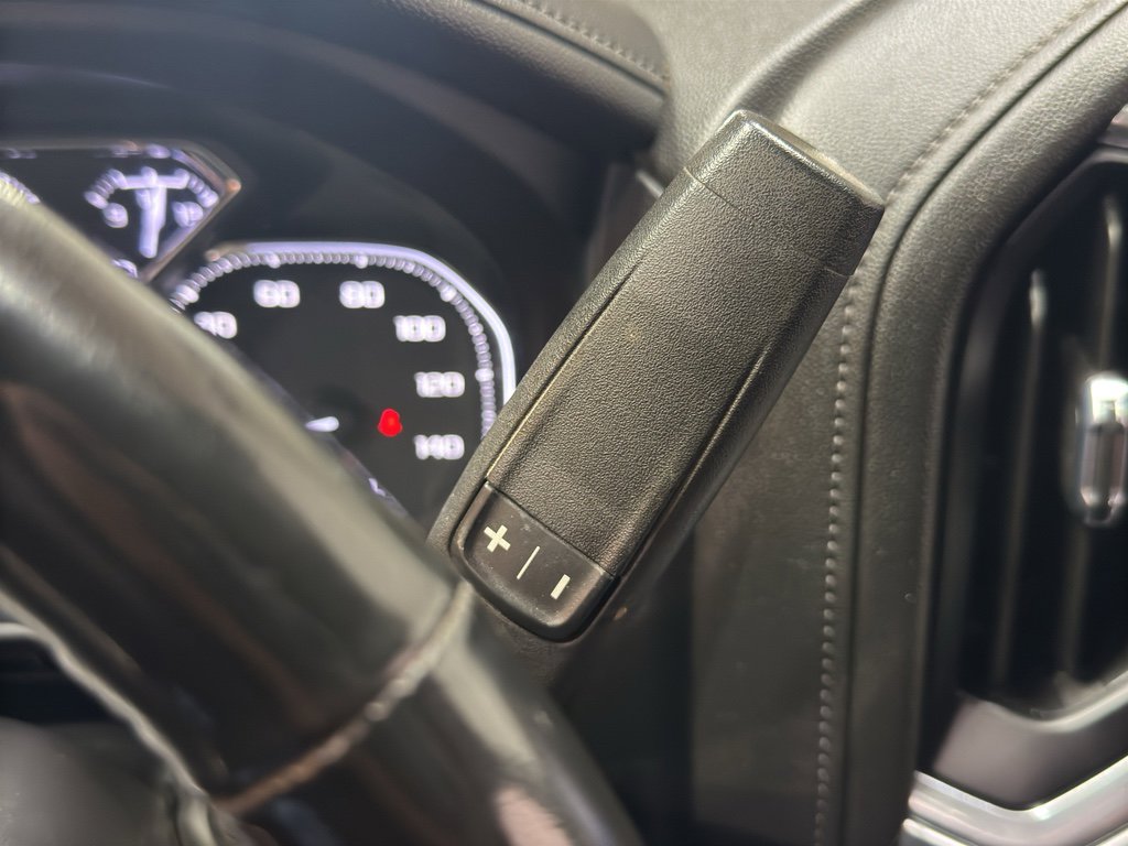 Used 2023 GMC Sierra 3500 SLT w/ SLT Convenience Package image 29