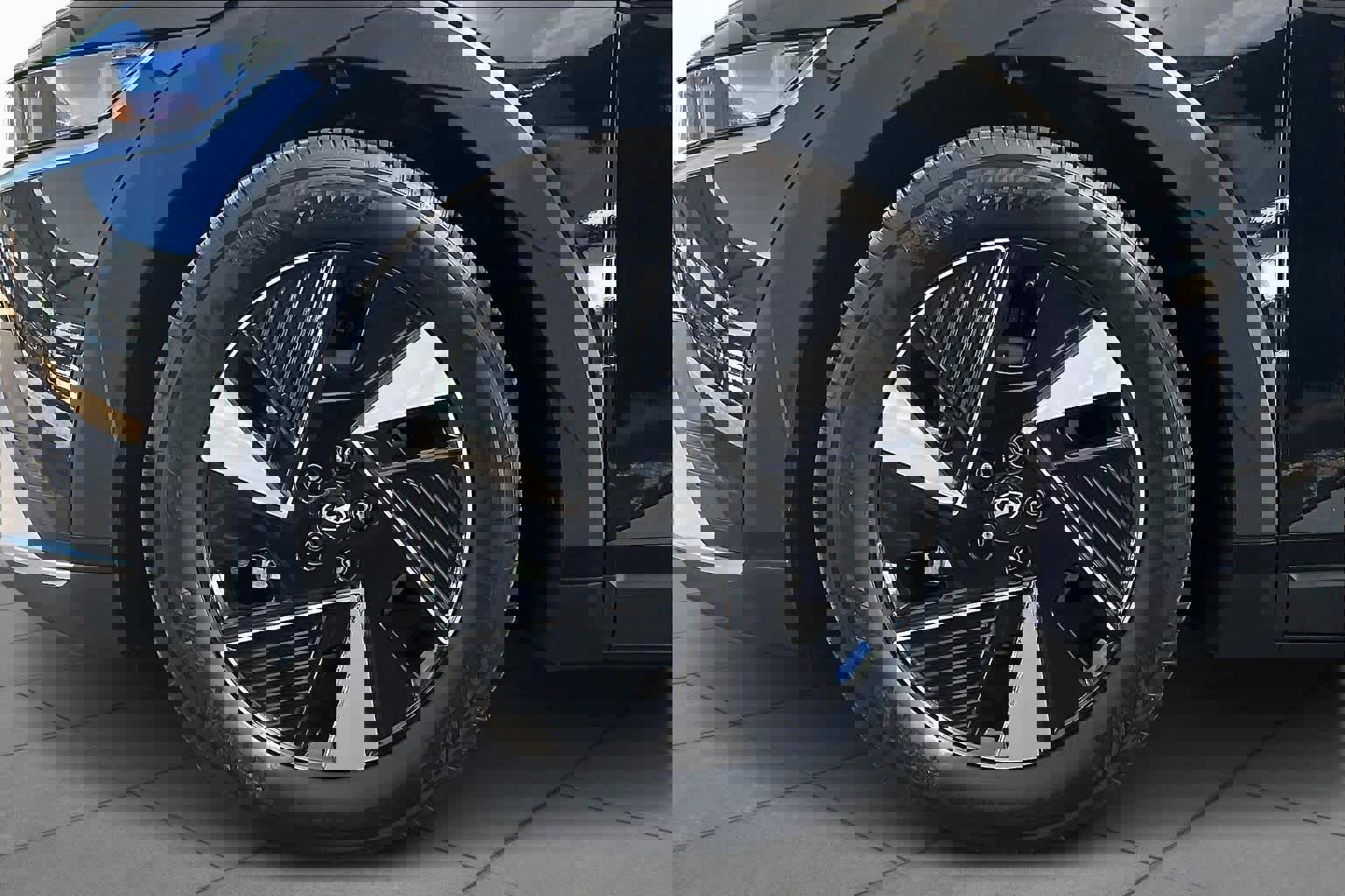 Certified 2025 Hyundai Ioniq 5 SEL image 10