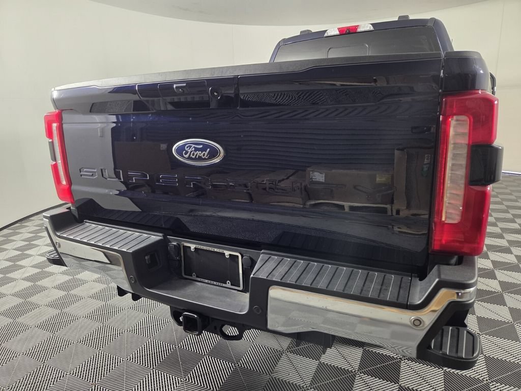 Used 2024 Ford F250 Lariat AWD/4WD image 5