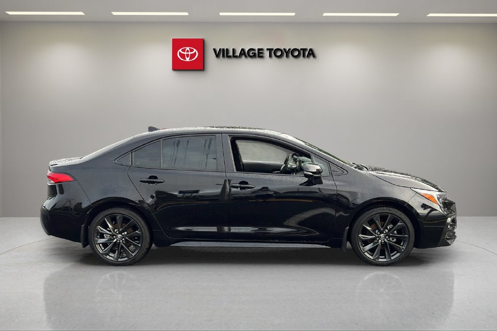 Certified 2026 Toyota Corolla SE FWD image 6