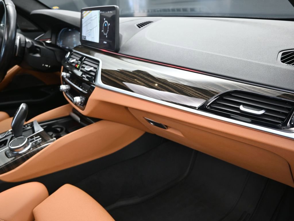 Certified 2023 BMW 530e w/ M Sport Package image 24