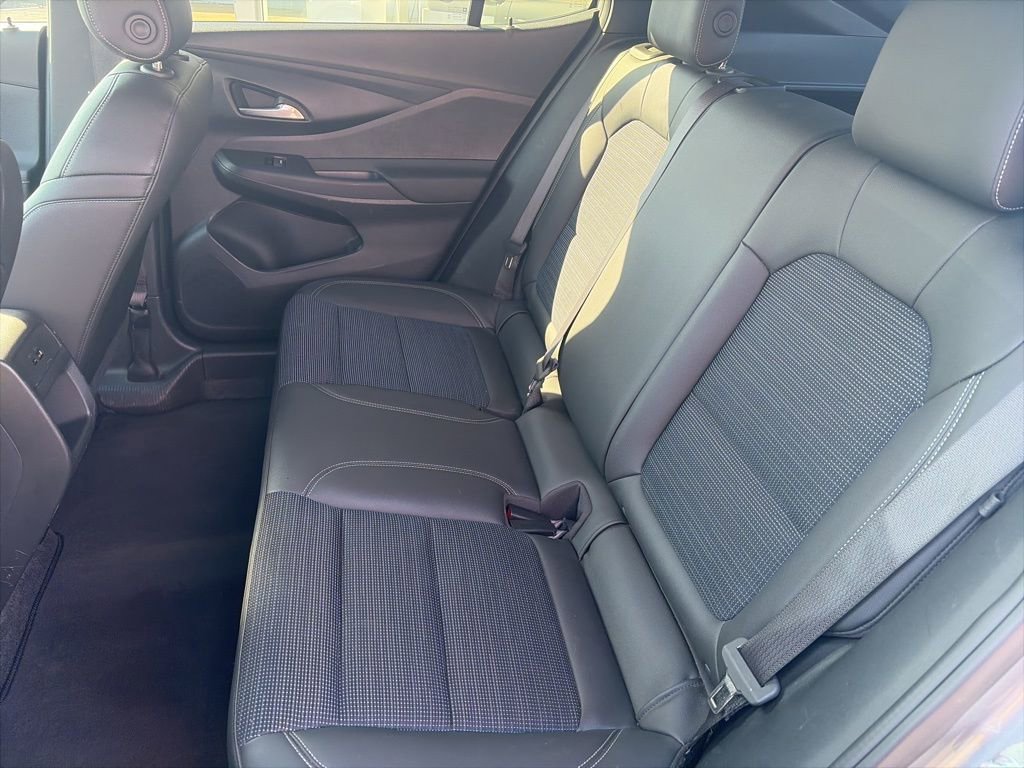 Used 2025 Buick Envista Preferred FWD image 11