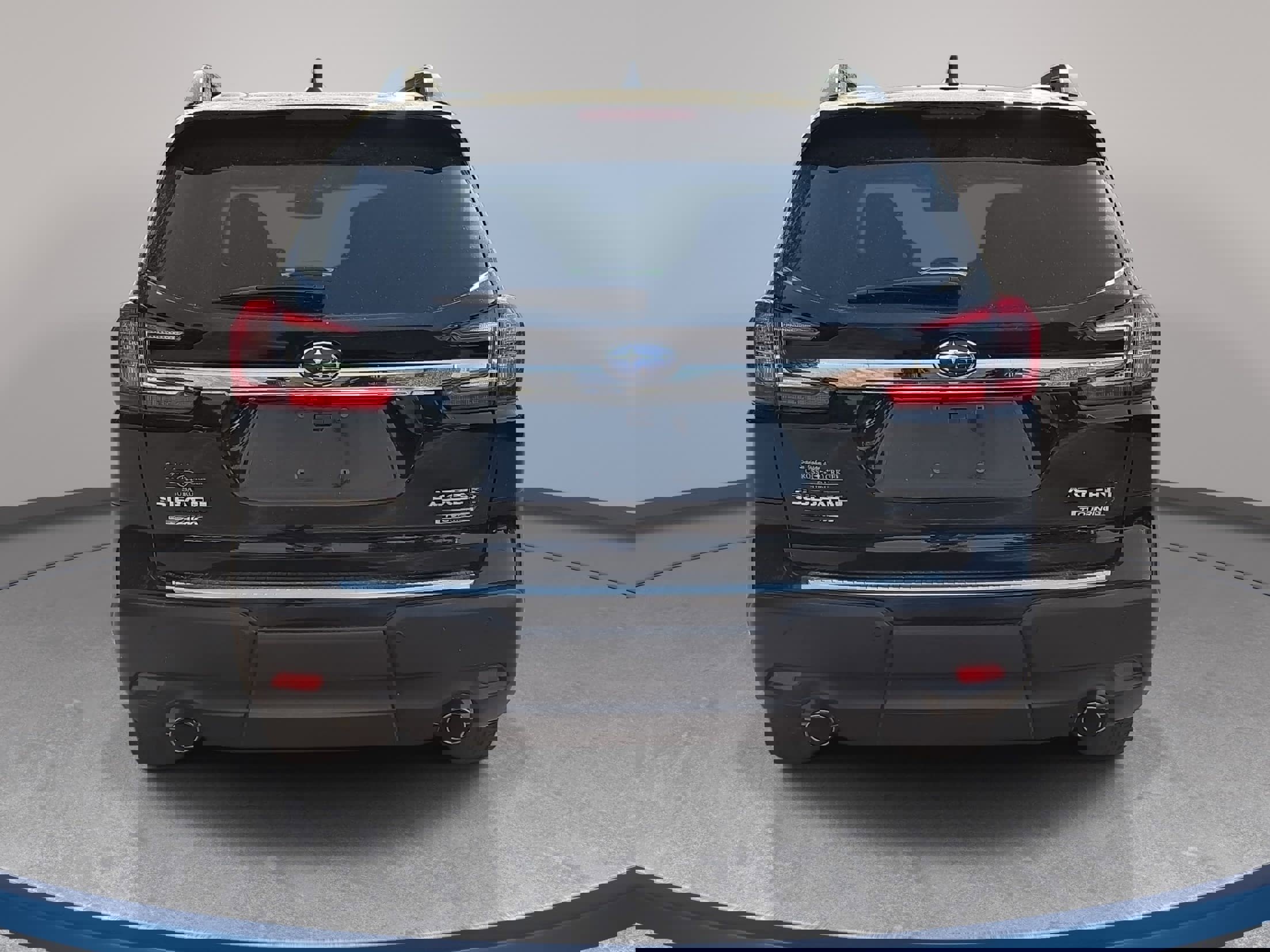 Used 2023 Subaru Ascent Touring AWD/4WD image 2