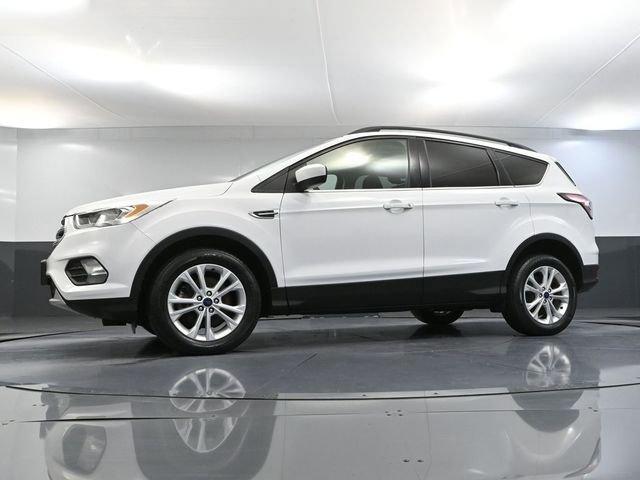 Used 2017 Ford Escape SE w/ Equipment Group 201A image 52