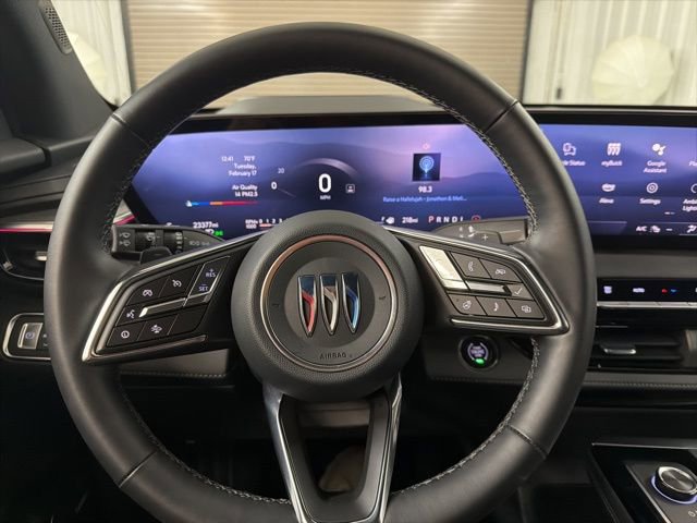 Used 2025 Buick Enclave Preferred image 28