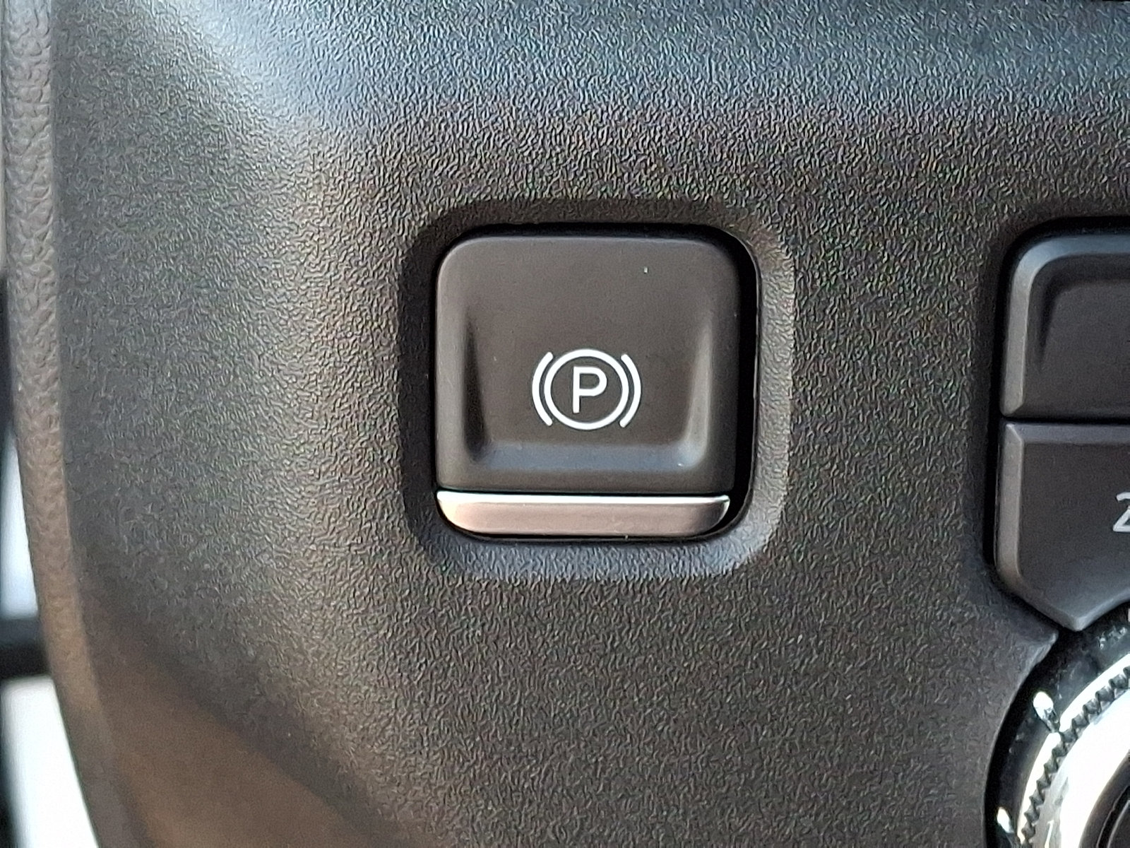 Certified 2024 GMC Sierra 1500 SLE AWD/4WD image 26