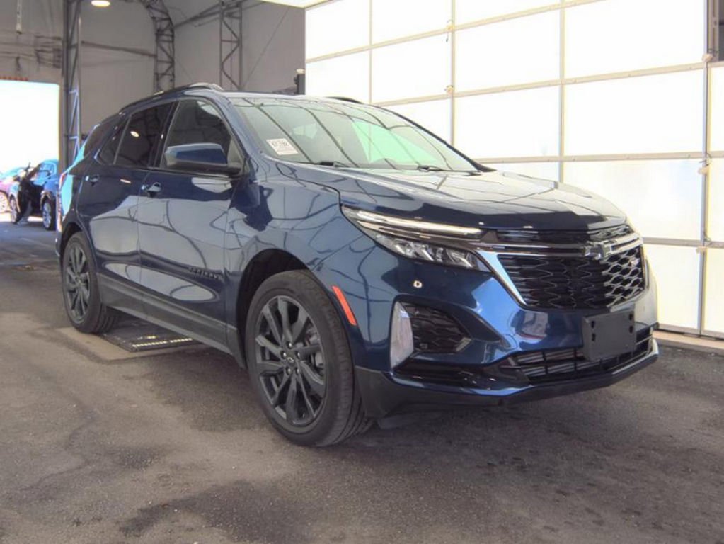 Used 2022 Chevrolet Equinox RS image 4