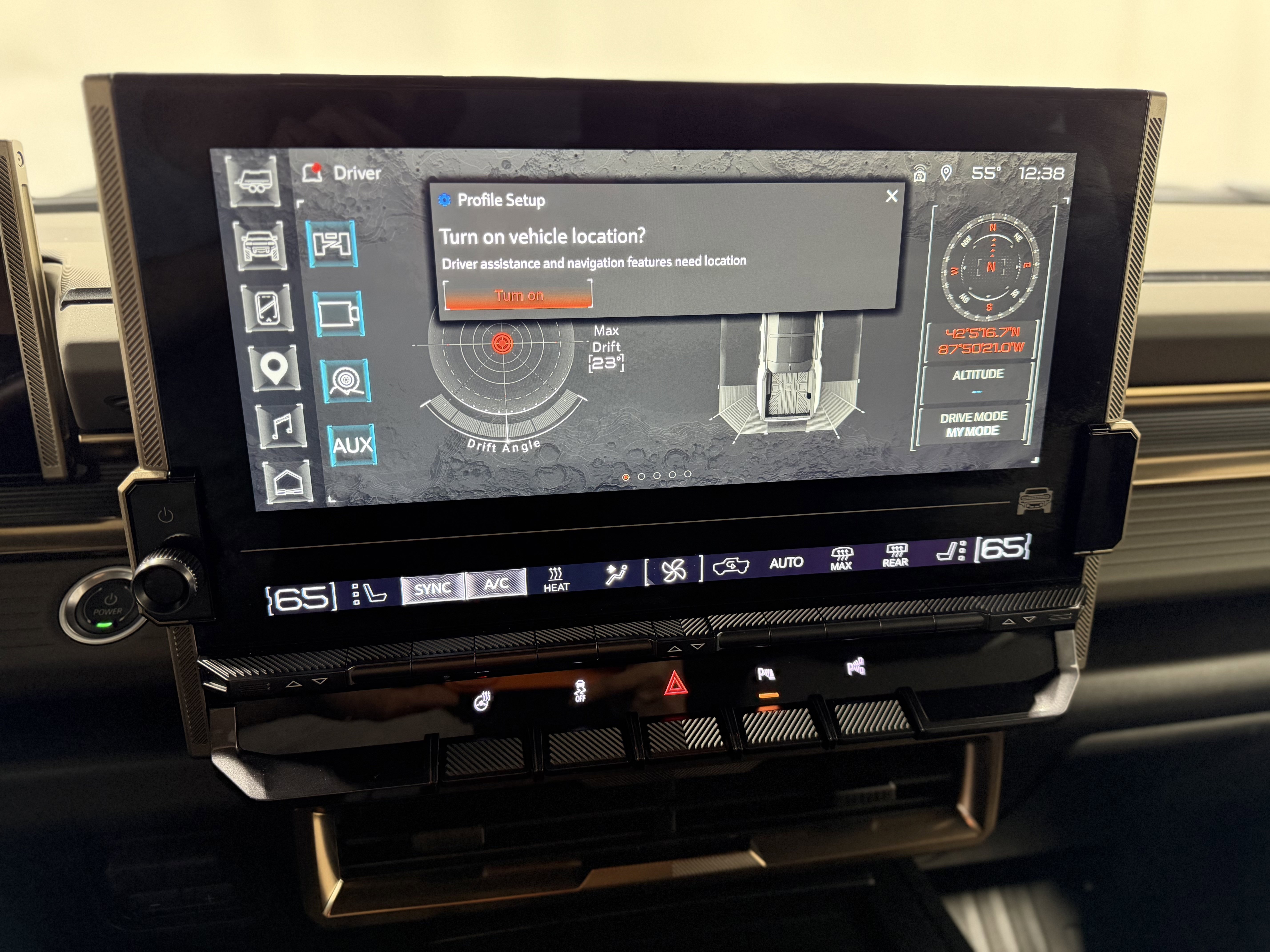 Used 2025 GMC Hummer EV 2X AWD/4WD image 16
