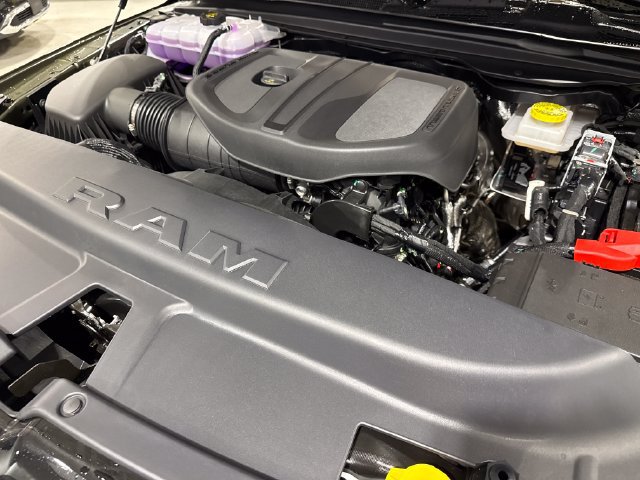 New 2026 RAM 1500 Big Horn AWD/4WD image 14