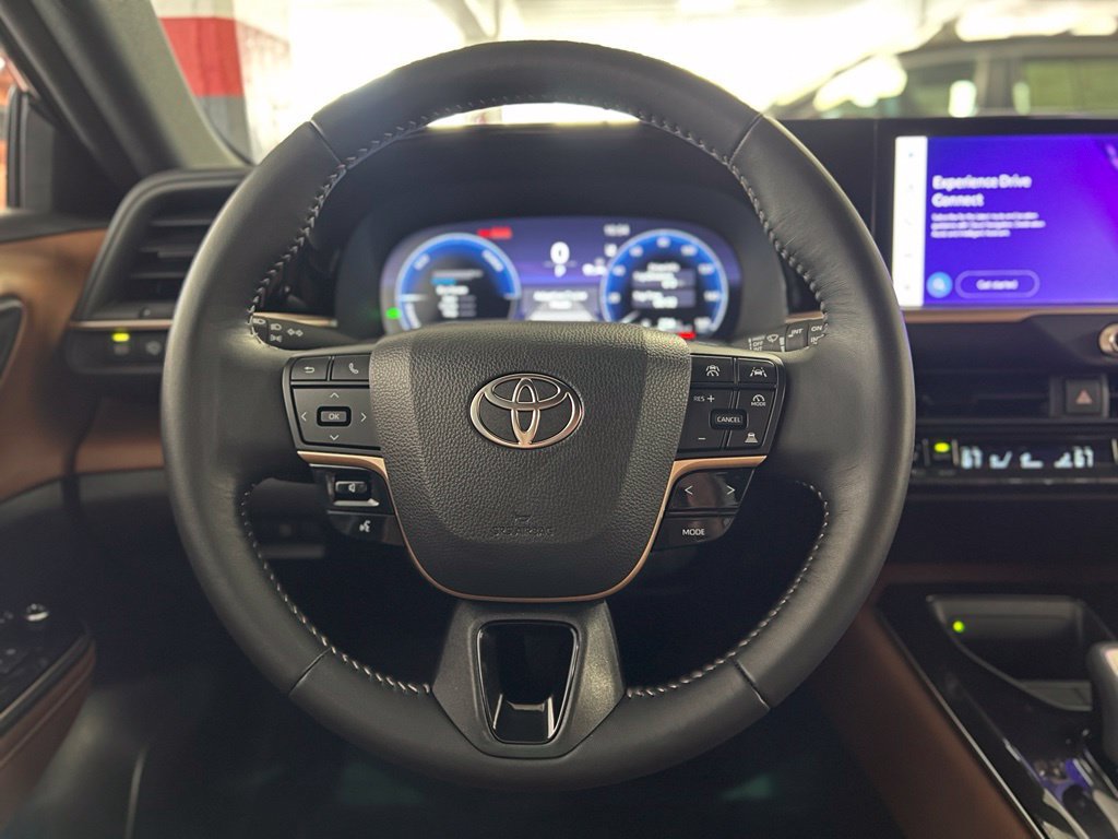 Certified 2026 Toyota Crown Signia AWD/4WD image 34