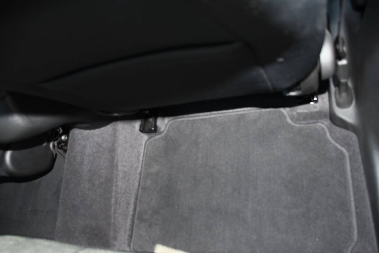 Used 2021 Chevrolet Malibu RS FWD image 19