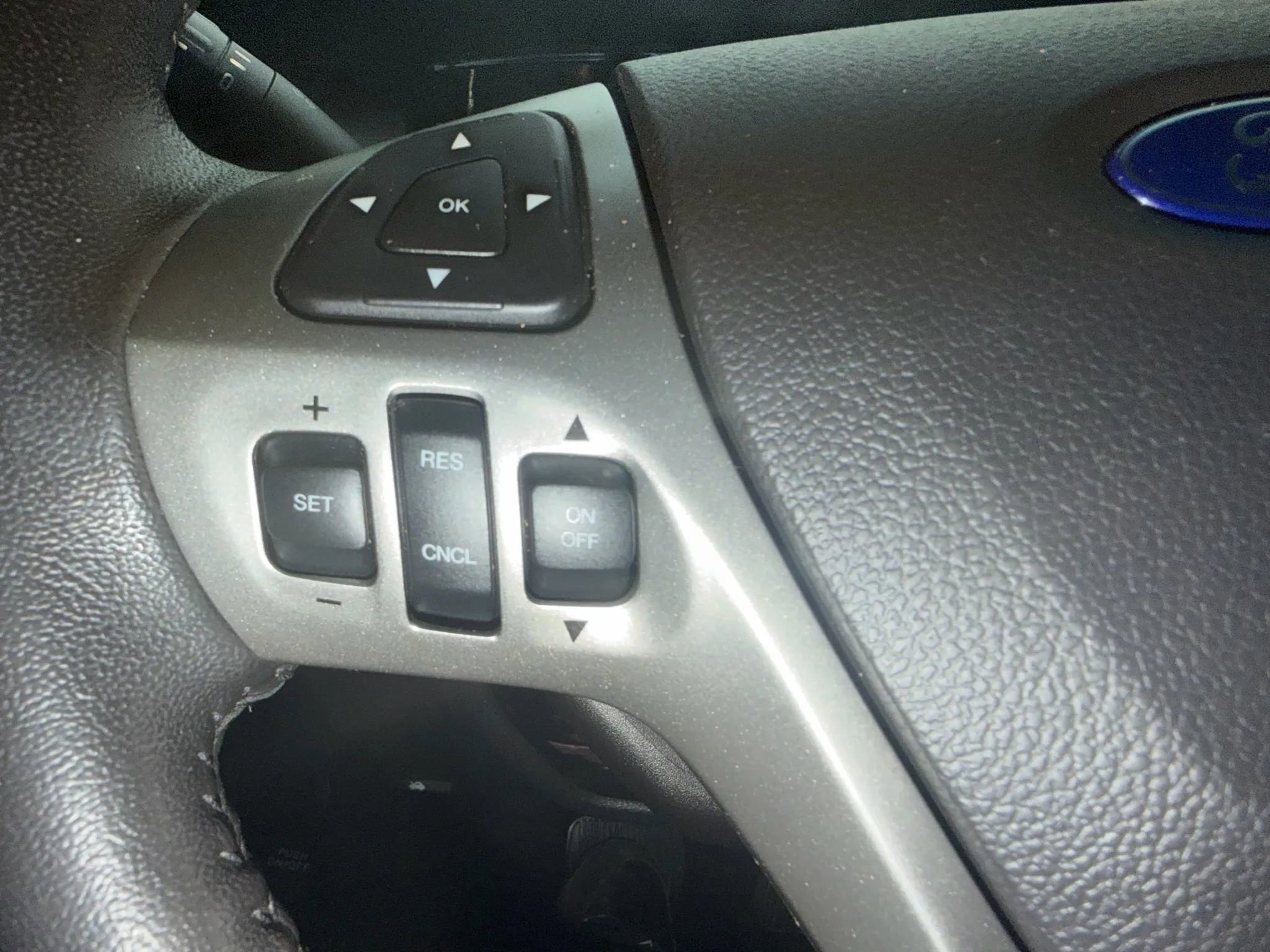 Used 2018 Ford Taurus SEL w/ Equipment Group 201A image 14