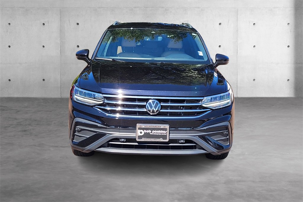 Used 2024 Volkswagen Tiguan SE image 24