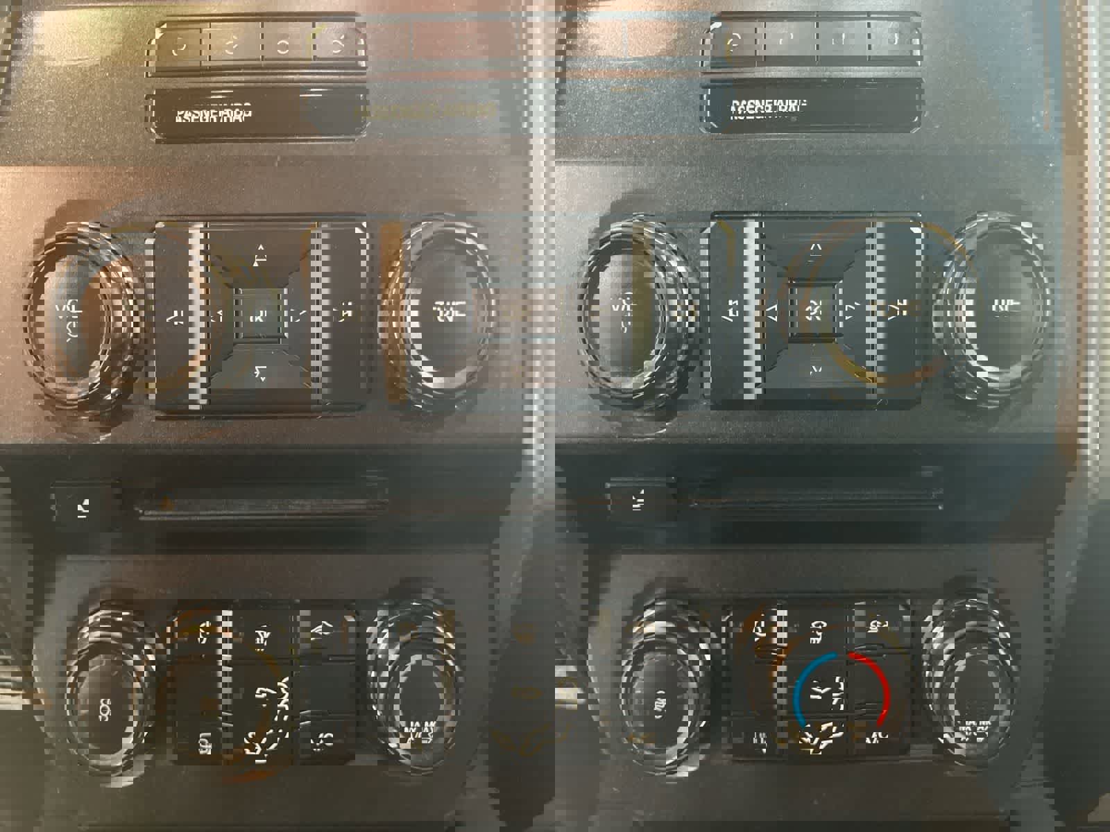 Used 2017 Ford F250 XLT w/ Camper Package image 19