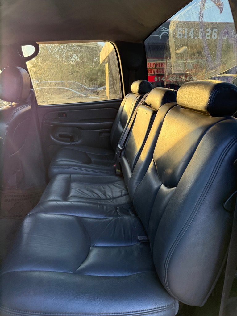 Used 2004 Chevrolet Silverado 2500 LS image 9