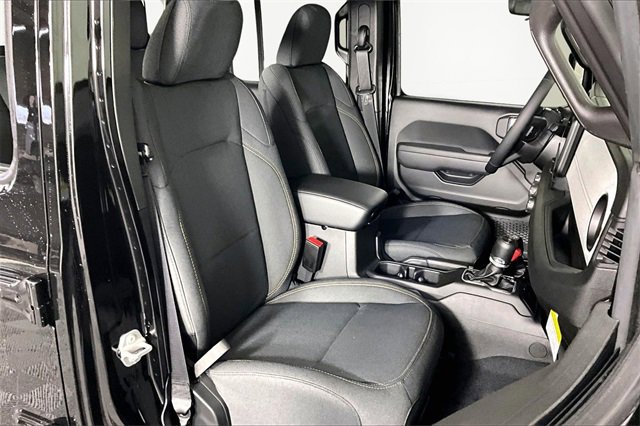 New 2026 Jeep Gladiator Sport image 12