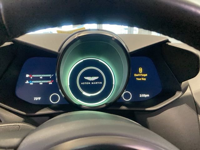 Used 2023 Aston Martin V8 Vantage Roadster image 28