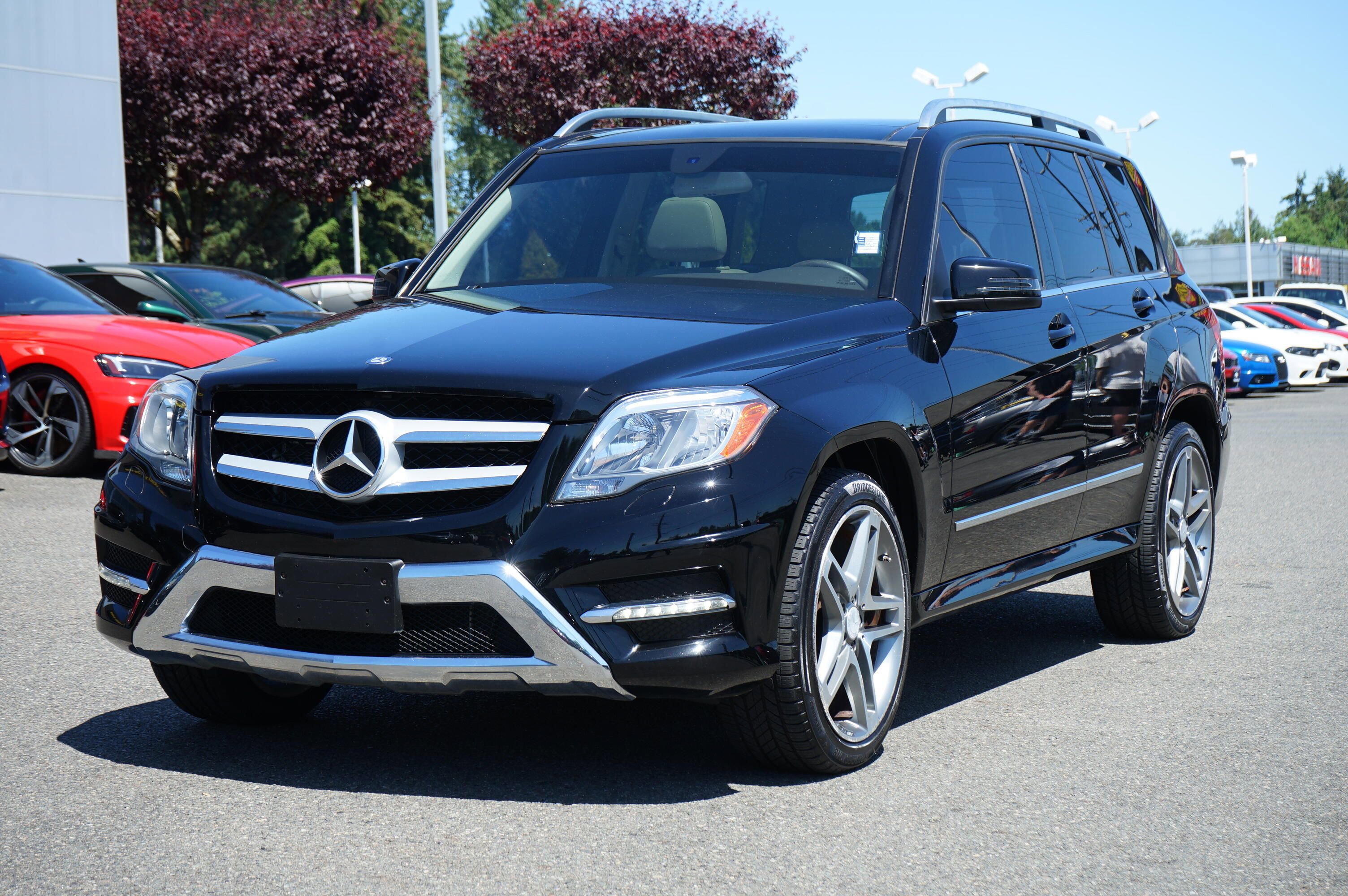 Used 2013 Mercedes-Benz GLK 350 4MATIC image 1