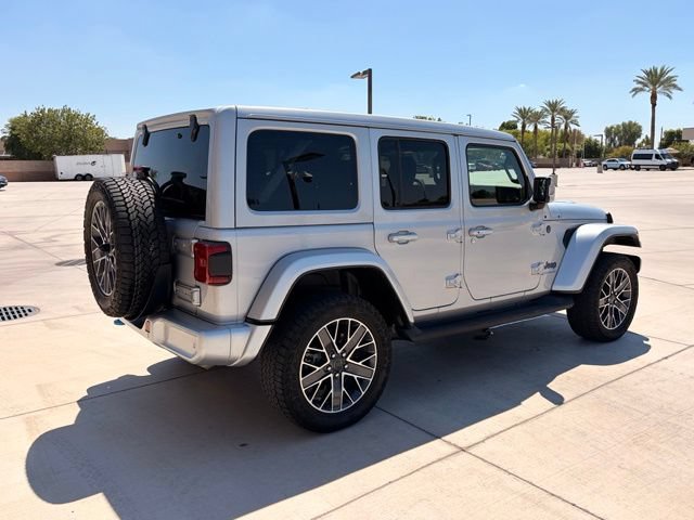 Used 2024 Jeep Wrangler High Altitude AWD/4WD image 7