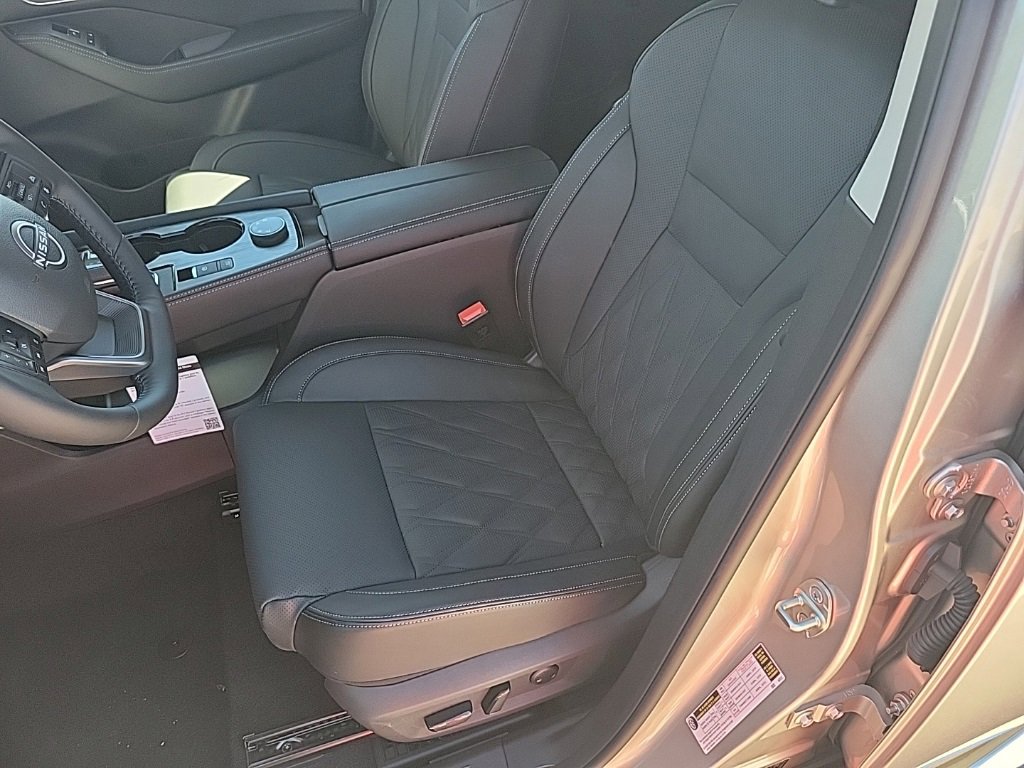 New 2026 Nissan Rogue Platinum w/ Platinum Premium Package image 19