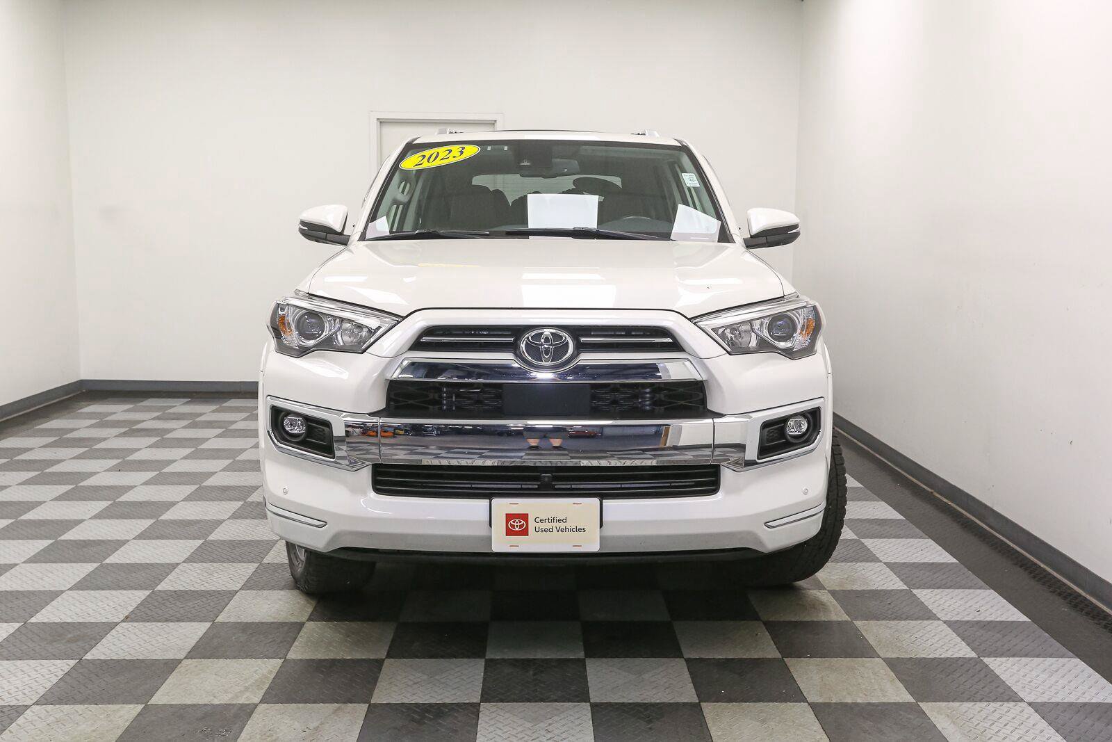 Certified 2023 Toyota 4Runner Limited AWD/4WD image 4