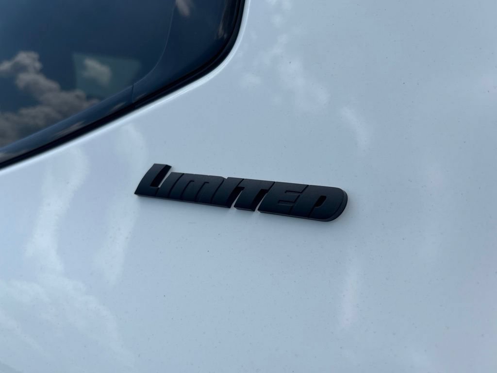 New 2026 Toyota Tundra Limited AWD/4WD image 37