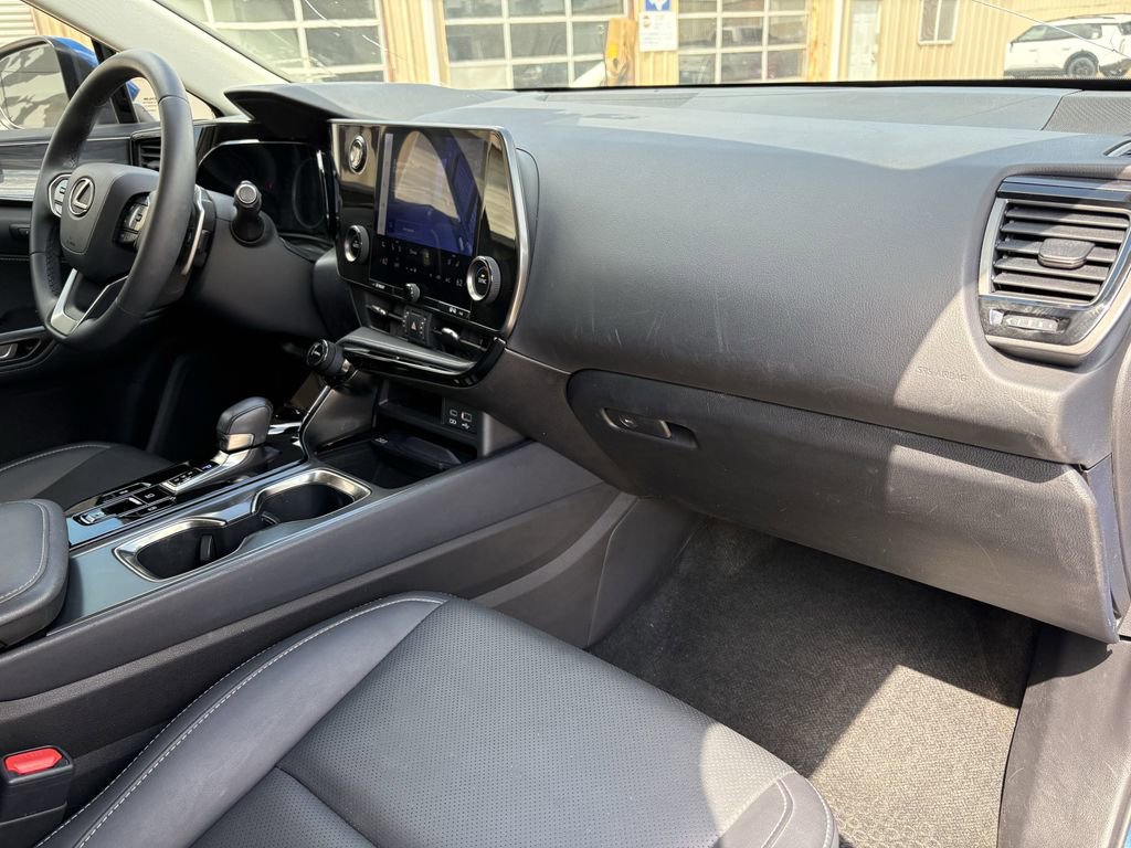 Used 2023 Lexus NX 250 FWD image 29