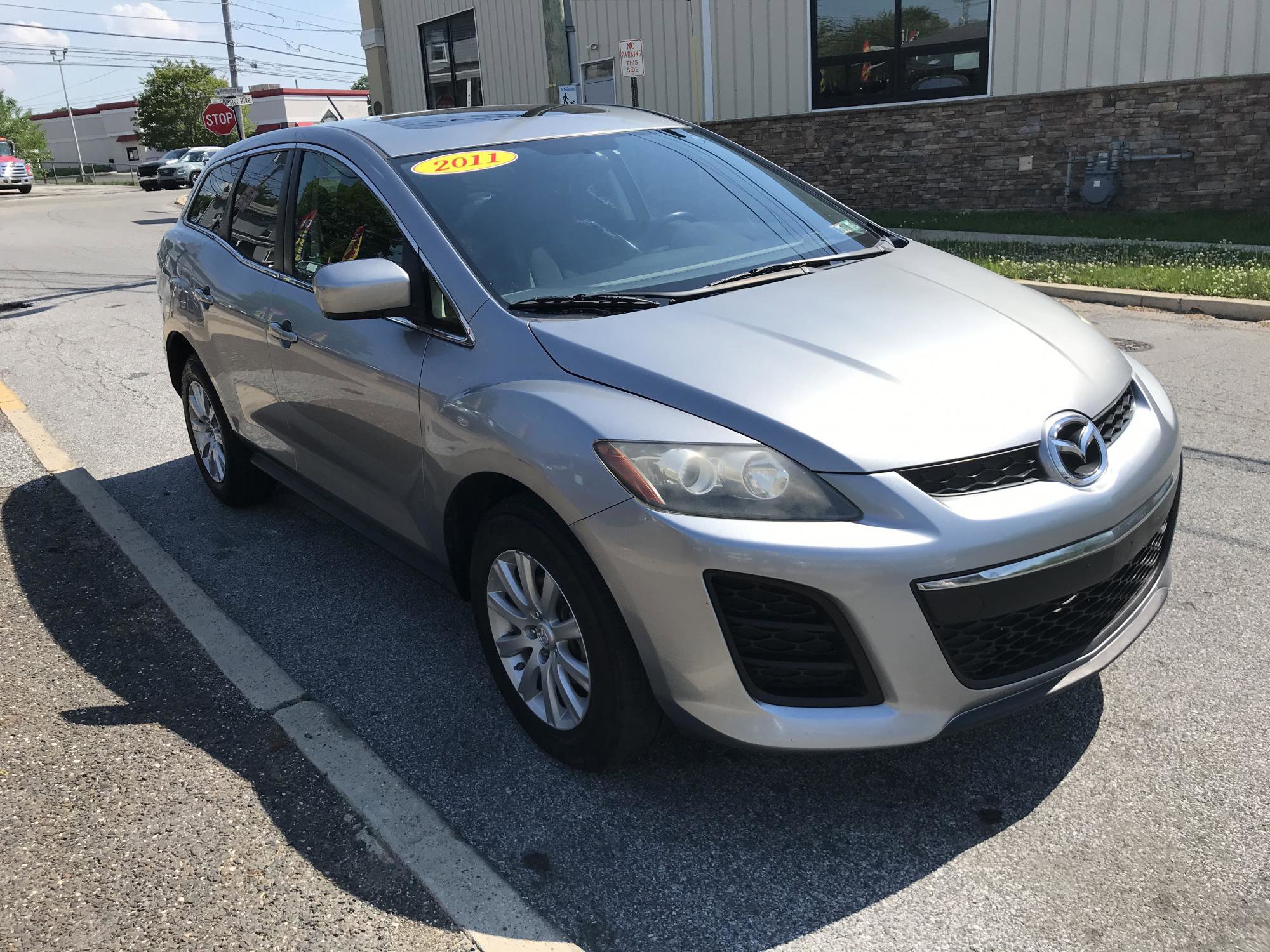 Used 2011 MAZDA CX-7 i Sport w/ Convenience Pkg FWD image 4