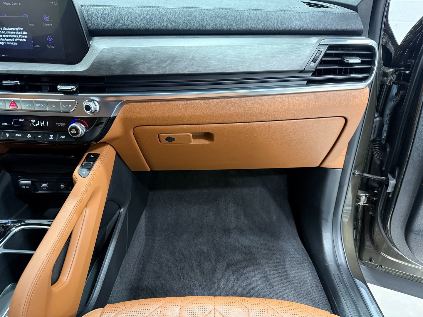 Used 2024 Kia Telluride SX Prestige X-Line image 27