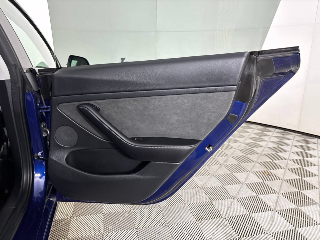 Used 2022 Tesla Model 3 RWD image 18