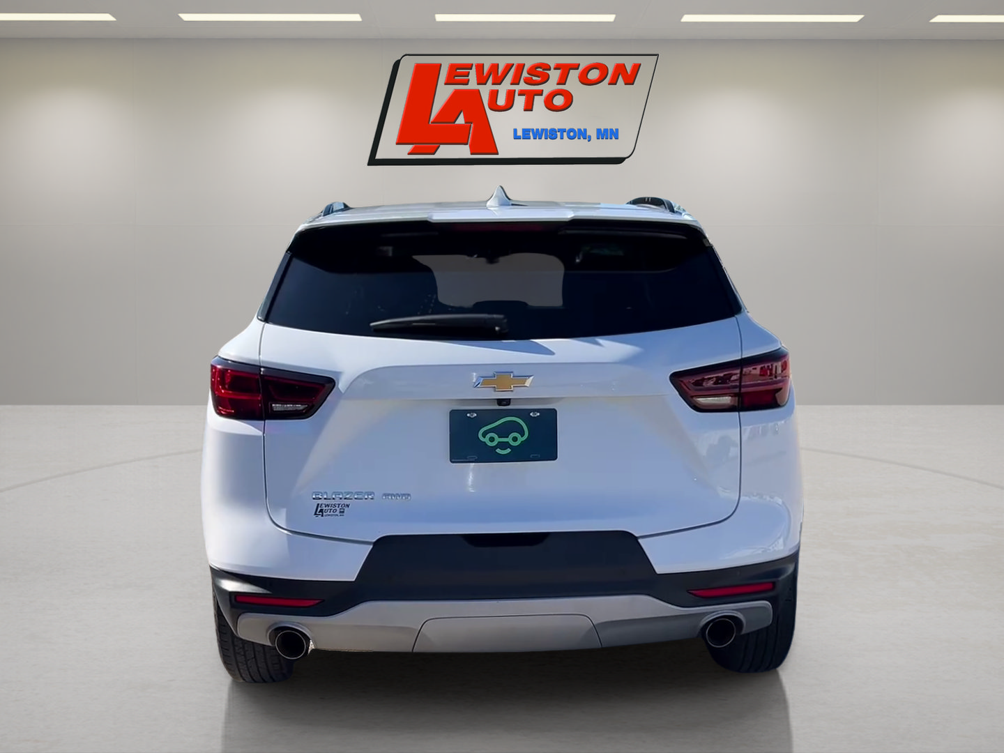 Certified 2025 Chevrolet Blazer LT w/ Convenience Package AWD/4WD image 4
