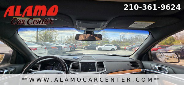 Used 2013 Lincoln MKS image 40