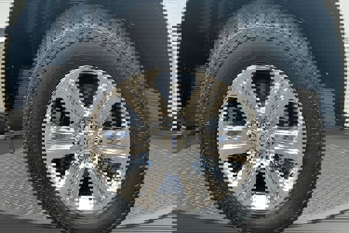 Used 2018 Ford F150 XLT w/ Equipment Group 302A Luxury image 33