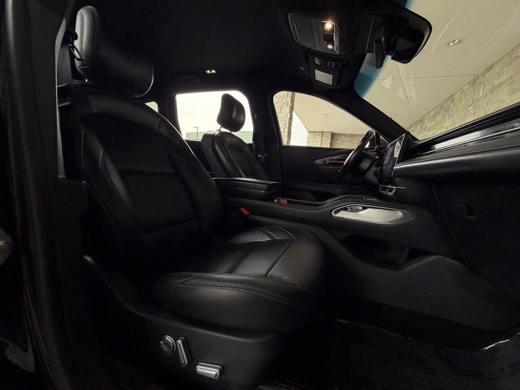 Used 2024 Lincoln Nautilus Premier w/ Jet Appearance Package AWD/4WD image 22