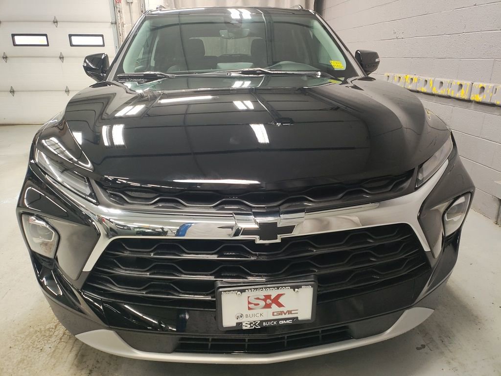 Used 2026 Chevrolet Blazer LT w/ Sound & Technology Package AWD/4WD image 6