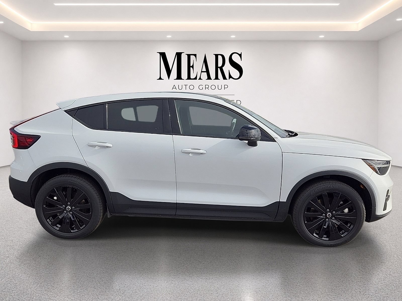 Certified 2023 Volvo C40 Recharge Core AWD/4WD image 7