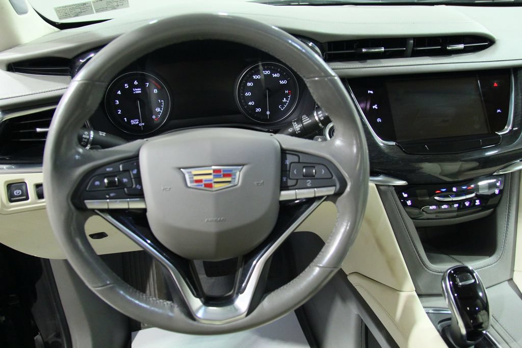 Used 2022 Cadillac XT6 Premium Luxury w/ Technology Package AWD/4WD image 19