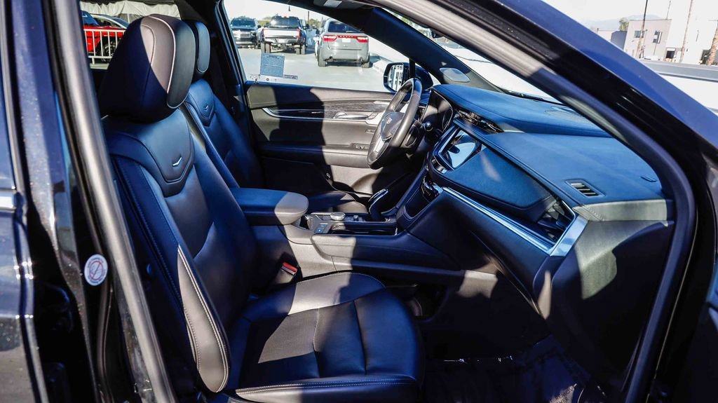 Used 2023 Cadillac XT5 Premium Luxury AWD/4WD image 21