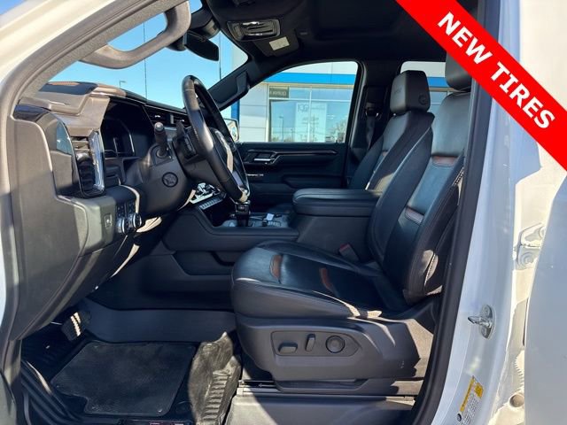 Used 2024 GMC Sierra 1500 AT4 AWD/4WD image 12