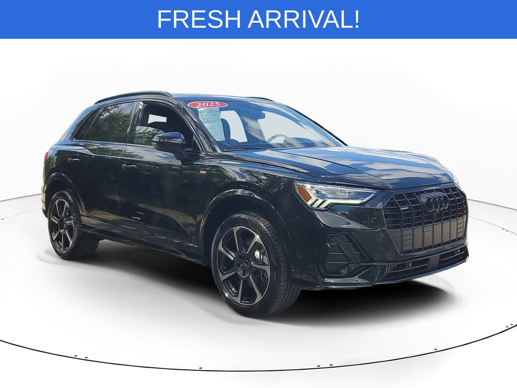 Certified 2025 Audi Q3 2.0T Premium Plus w/ Premium Plus Package AWD/4WD image 1