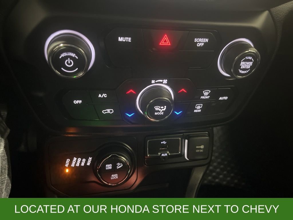 Used 2019 Jeep Renegade Trailhawk w/ UConnect 8.4 Nav Group image 19