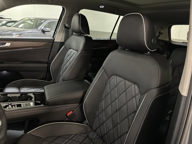 New 2026 Volkswagen Atlas SEL Premium R-Line AWD/4WD image 14